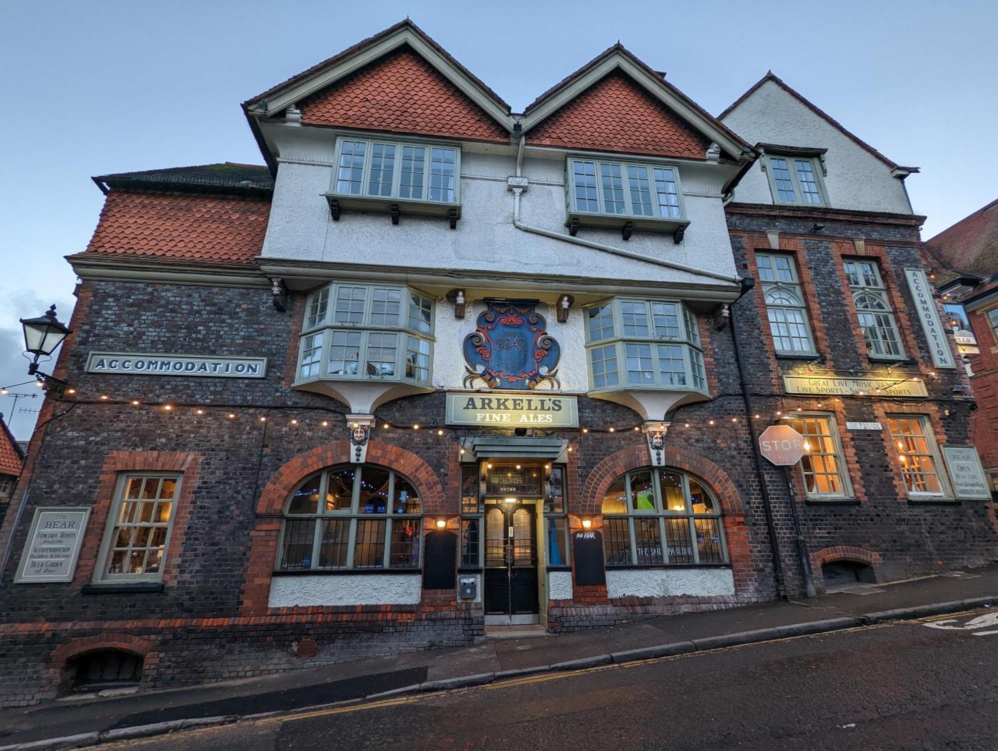 The Bear Marlborough Hotel Exterior foto